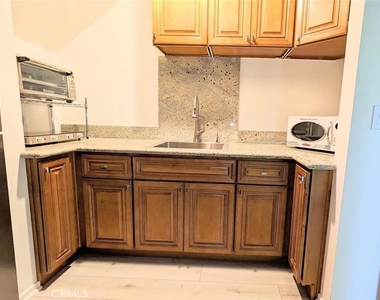 1670 N Sandalwood Drive N - Photo Thumbnail 18