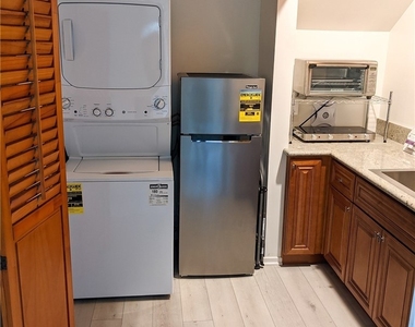 1670 N Sandalwood Drive N - Photo Thumbnail 19