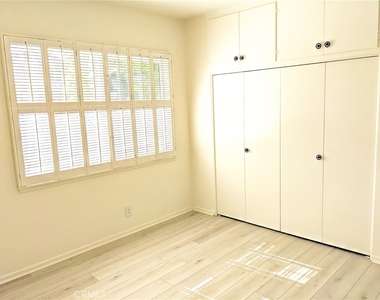 1670 N Sandalwood Drive N - Photo Thumbnail 22
