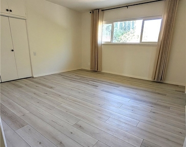 1670 N Sandalwood Drive N - Photo Thumbnail 9
