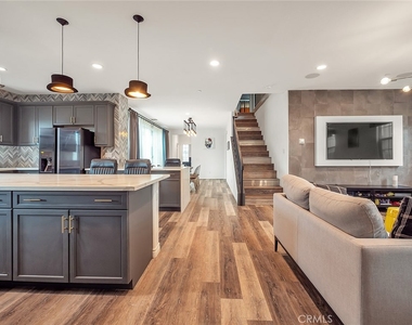 12925 Waterlily Way - Photo Thumbnail 4