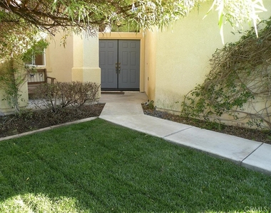 2471 Menlo - Photo Thumbnail 1