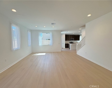 4225 S Malagon Privado - Photo Thumbnail 5