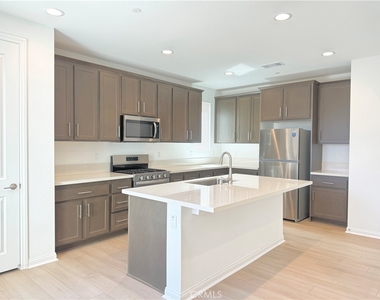 4225 S Malagon Privado - Photo Thumbnail 6
