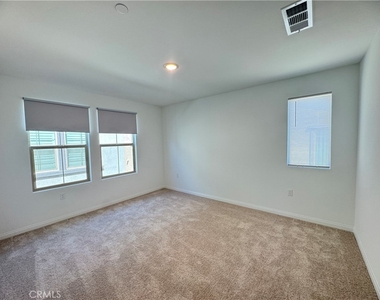 4225 S Malagon Privado - Photo Thumbnail 15