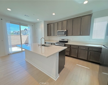 4225 S Malagon Privado - Photo Thumbnail 7