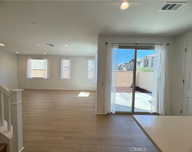 4225 S Malagon Privado - Photo Thumbnail 11