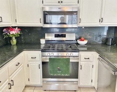 35561 Frederick Street - Photo Thumbnail 9