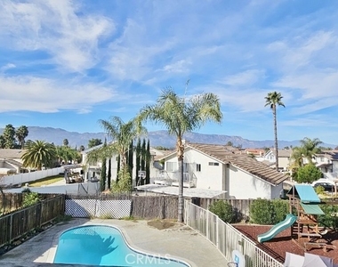 35561 Frederick Street - Photo Thumbnail 28