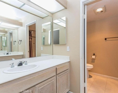 2418 Manet Lane - Photo Thumbnail 17