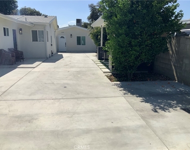 15334 Hart - Photo Thumbnail 3