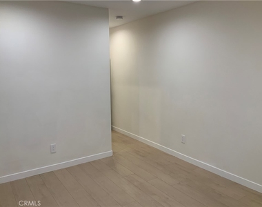 15334 Hart - Photo Thumbnail 21