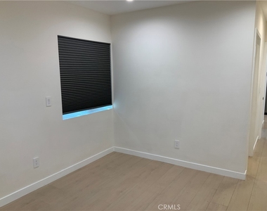 15334 Hart - Photo Thumbnail 20