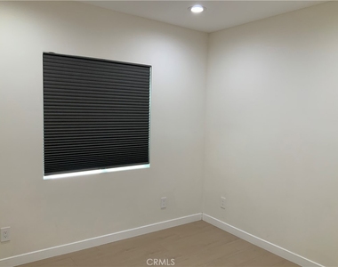 15334 Hart - Photo Thumbnail 12