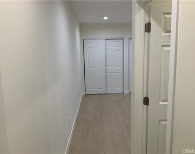 15334 Hart - Photo Thumbnail 18