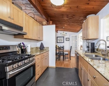 4628 Sepulveda - Photo Thumbnail 7
