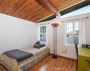 4628 Sepulveda - Photo Thumbnail 20
