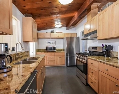 4628 Sepulveda - Photo Thumbnail 8