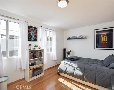 4628 Sepulveda - Photo Thumbnail 16