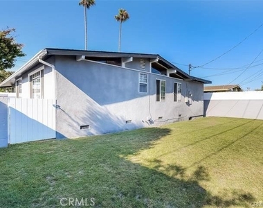4628 Sepulveda - Photo Thumbnail 25