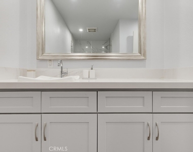 3200 La Rotonda Drive - Photo Thumbnail 36