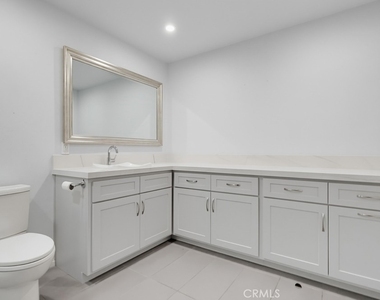 3200 La Rotonda Drive - Photo Thumbnail 33