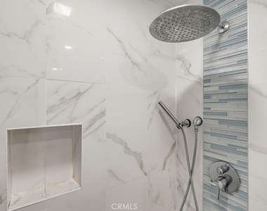 3200 La Rotonda Drive - Photo Thumbnail 32