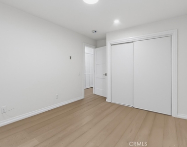 3200 La Rotonda Drive - Photo Thumbnail 45