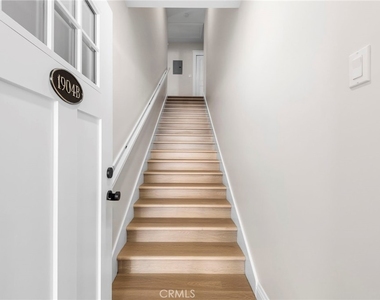 1902 E 2nd - Photo Thumbnail 5