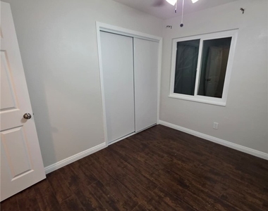8808 Randolph St - Photo Thumbnail 20