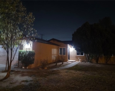 8808 Randolph St - Photo Thumbnail 4