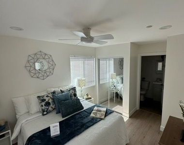 608 S Acacia - Photo Thumbnail 10