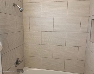 10526 Langmuir Avenue - Photo Thumbnail 4