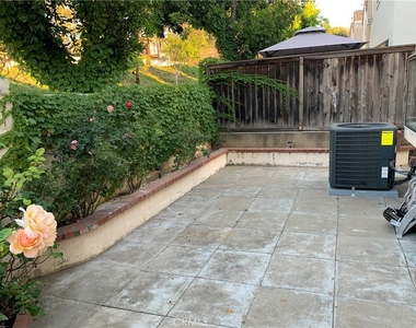 6387 Blossom Lane - Photo Thumbnail 12