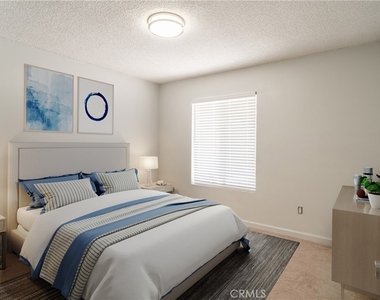 1201 Lyndhurst - Photo Thumbnail 5