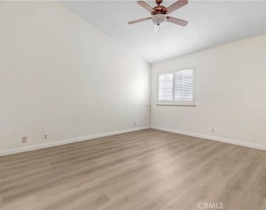 730 Lander Circle - Photo Thumbnail 12