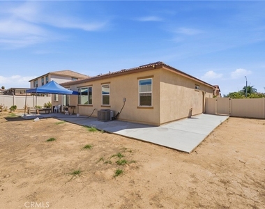 27786 Bay Avenue - Photo Thumbnail 27