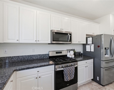 27786 Bay Avenue - Photo Thumbnail 7