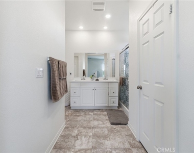 27786 Bay Avenue - Photo Thumbnail 12