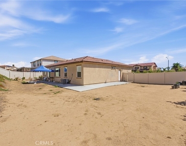 27786 Bay Avenue - Photo Thumbnail 28