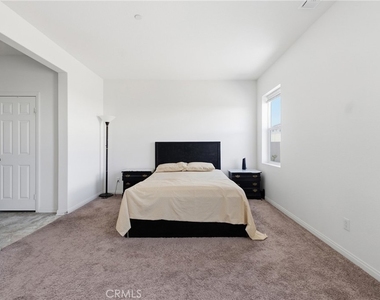 27786 Bay Avenue - Photo Thumbnail 10