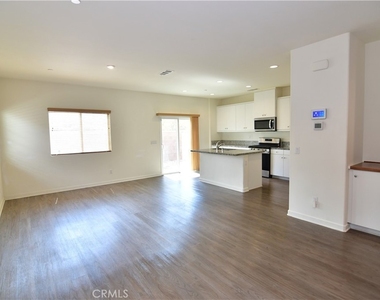 27371 Red Rock Rd - Photo Thumbnail 1
