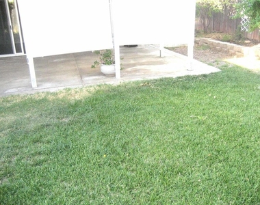 1259 Siggson Ave - Photo Thumbnail 11