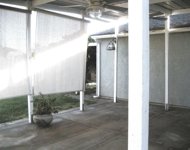 1259 Siggson Ave - Photo Thumbnail 10