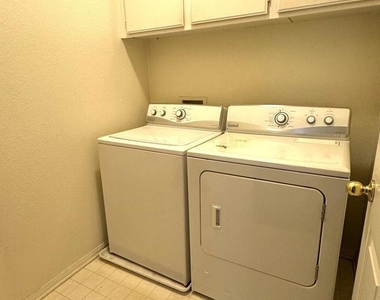 7357 Portage Way - Photo Thumbnail 12
