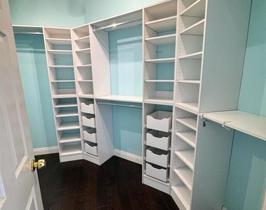 7357 Portage Way - Photo Thumbnail 6