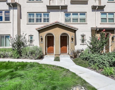 267 Montalcino Circle - Photo Thumbnail 21