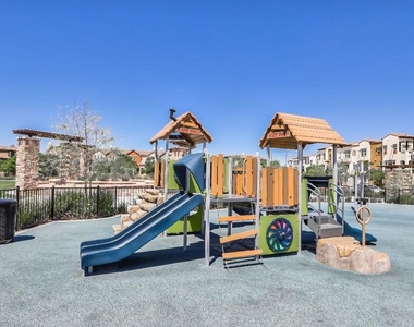 267 Montalcino Circle - Photo Thumbnail 18