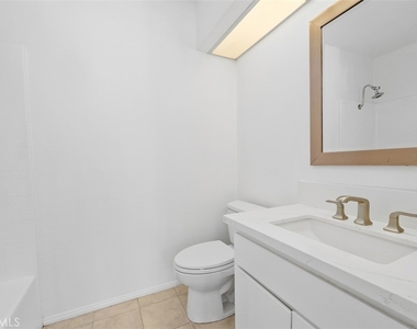 19 Stream Street - Photo Thumbnail 21