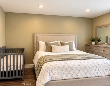 3061 Bradley - Photo Thumbnail 9